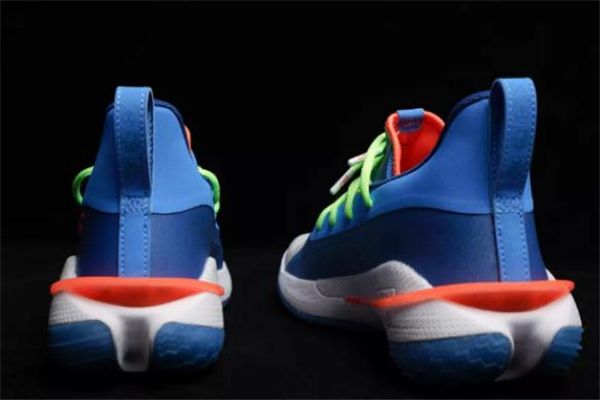 ua curry 7實物開箱 安德瑪庫里7代開箱測評 ua curry 7實物開箱 安德瑪庫里7代開箱測評