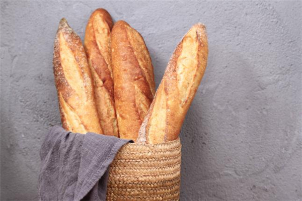 法棍適合減肥的人吃嗎 法棍熱量高嗎 法棍適合減肥的人吃嗎 法棍熱量高嗎