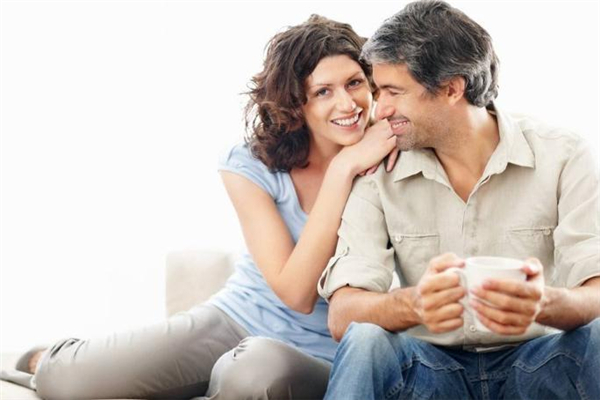 如何做到事業(yè)與家庭兼顧 婚后女人以家庭還是事業(yè)為重 如何做到事業(yè)與家庭兼顧 婚后女人以家庭還是事業(yè)為重