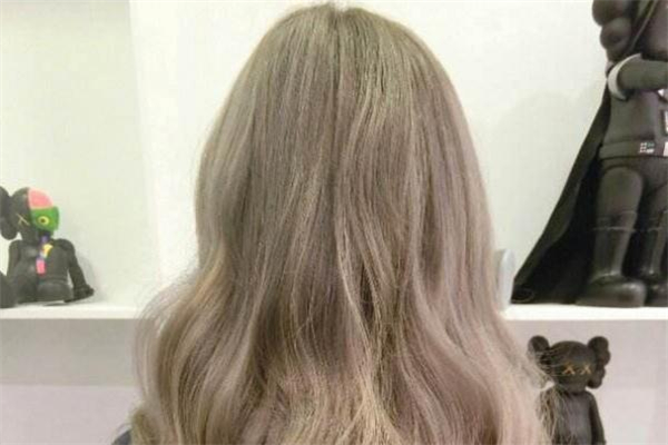 淺亞麻是什么顏色 淺亞麻掉色后是什么顏色 淺亞麻是什么顏色 淺亞麻掉色后是什么顏色