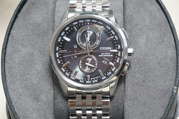 手表復(fù)刻和手表正品有什么區(qū)別 手表復(fù)刻是什么意思 手表復(fù)刻和手表正品有什么區(qū)別 手表復(fù)刻是什么意思