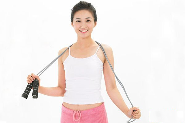 跳繩怎么跳減肥 每天跳繩跳多少下能減肥 跳繩怎么跳減肥 每天跳繩跳多少下能減肥