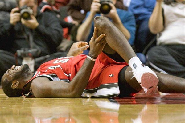 膝蓋肌肉拉傷怎么快速恢復 膝蓋肌肉拉傷多久恢復