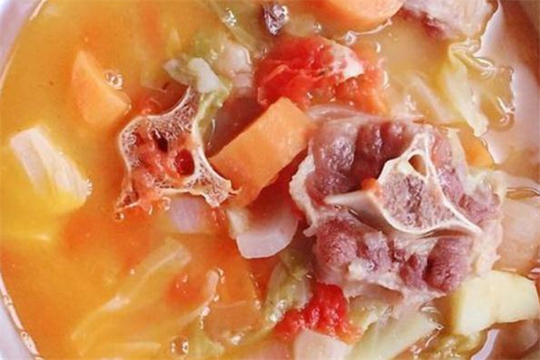 牛尾湯適合什么人群喝 牛尾湯適合小孩喝嗎 牛尾湯適合什么人群喝 牛尾湯適合小孩喝嗎