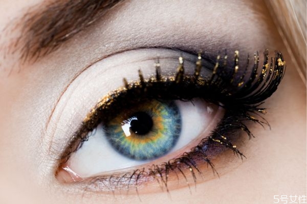 開內(nèi)眼角眼睛會(huì)變大嗎 開內(nèi)眼角恢復(fù)過程