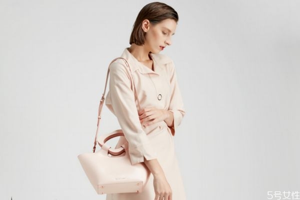 小ck的包質(zhì)量怎么樣 小ck質(zhì)量如何 小ck的包質(zhì)量怎么樣 小ck質(zhì)量如何