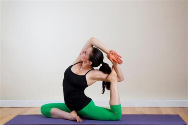 比目魚肌怎么拉伸 比目魚肌怎么瘦 比目魚肌怎么拉伸 比目魚肌怎么瘦