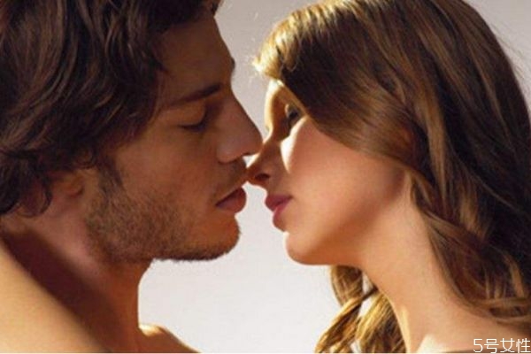 初吻一般在什么時候 從什么時候開始叫初吻 初吻一般在什么時候 從什么時候開始叫初吻