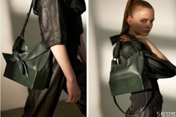 小ck最熱門(mén)的包是哪款 小ck包必買(mǎi)款 小ck最熱門(mén)的包是哪款 小ck包必買(mǎi)款