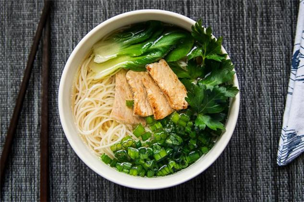 面條發(fā)霉了還能吃嗎 發(fā)霉的面條煮熟能吃嗎 面條發(fā)霉了還能吃嗎 發(fā)霉的面條煮熟能吃嗎