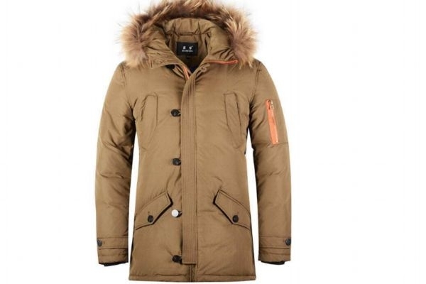 一般冬天衣服的布料是什么呢 冬天的衣服應(yīng)該清洗呢 一般冬天衣服的布料是什么呢 冬天的衣服應(yīng)該清洗呢