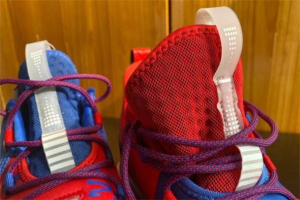 匹克路威閃現(xiàn)開箱測(cè)評(píng) 匹克路威閃現(xiàn)偏碼嗎 匹克路威閃現(xiàn)開箱測(cè)評(píng) 匹克路威閃現(xiàn)偏碼嗎