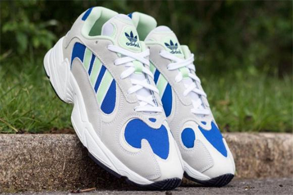 阿迪達(dá)斯yung1和yung96哪個(gè)好 yung1偏碼嗎 阿迪達(dá)斯yung1和yung96哪個(gè)好 yung1偏碼嗎