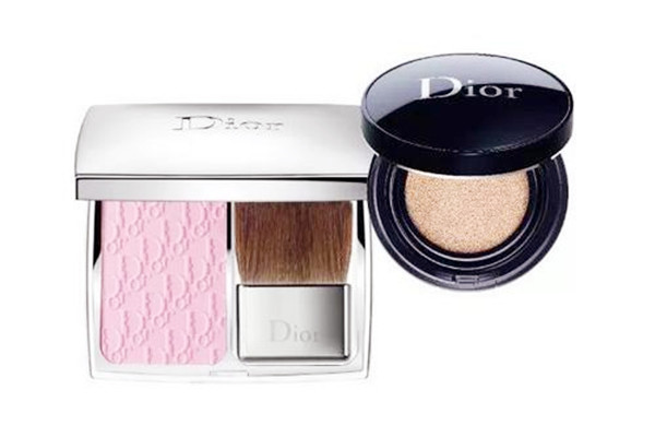 修容棒的使用步驟 修容棒用完怎么涂開(kāi) 修容棒的使用步驟 修容棒用完怎么涂開(kāi)