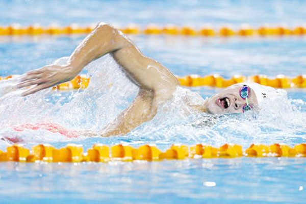 蛙泳怎么體高速度 蛙泳容易出現錯誤的動作有哪些