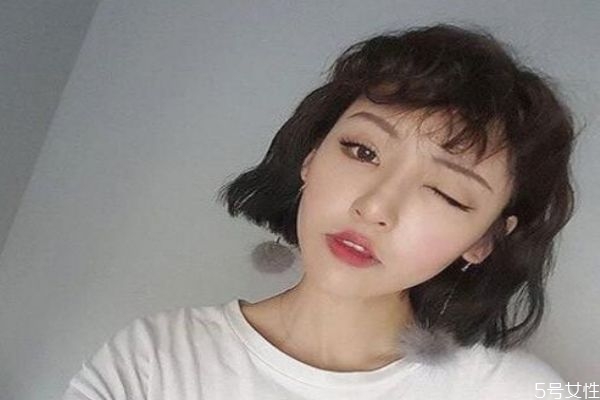 眉上劉海配什么發(fā)型好看 眉上劉海發(fā)型 眉上劉海配什么發(fā)型好看 眉上劉海發(fā)型