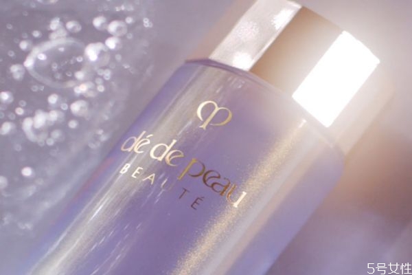 cpb沁肌調(diào)理精華露是什么 cpb肌膚之鑰沁肌調(diào)理精華露 cpb沁肌調(diào)理精華露是什么 cpb肌膚之鑰沁肌調(diào)理精華露