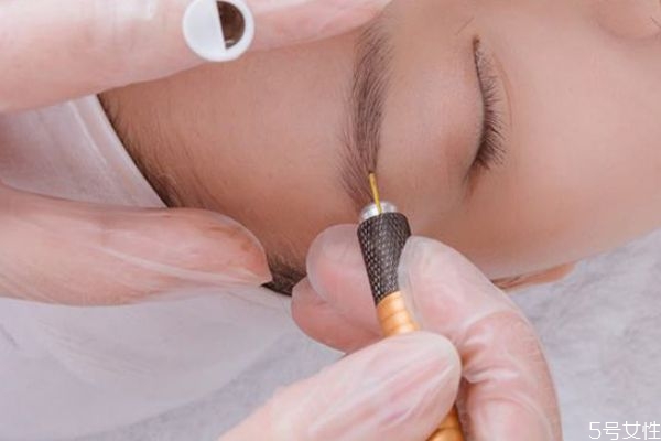 紋眉不抹修復液可以嗎 紋眉不涂修復液會怎樣 紋眉不抹修復液可以嗎 紋眉不涂修復液會怎樣