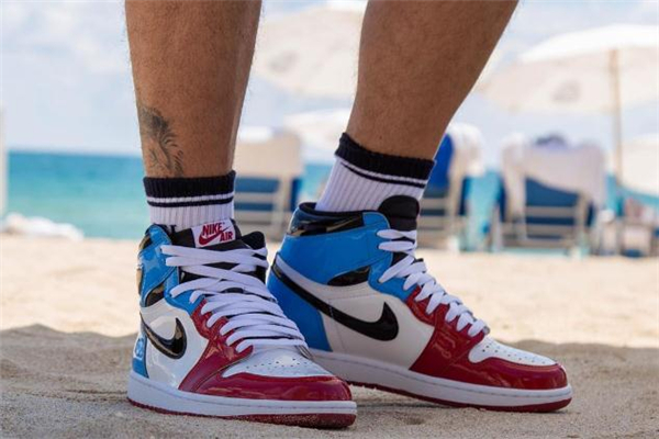 aj1警燈什么時候發(fā)售 aj1警燈貨量多嗎 aj1警燈什么時候發(fā)售 aj1警燈貨量多嗎