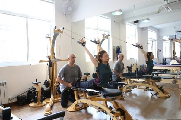 普拉提和瑜伽有什么區(qū)別 普拉提和瑜伽哪個減肥效果好 普拉提和瑜伽有什么區(qū)別 普拉提和瑜伽哪個減肥效果好