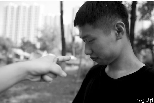 有多少男人會(huì)打老婆 打了老婆后男人的心理 有多少男人會(huì)打老婆 打了老婆后男人的心理