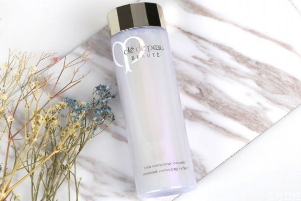 cpb水磨精華適合什么皮膚 cpb水磨精華要早晚用嗎 cpb水磨精華適合什么皮膚 cpb水磨精華要早晚用嗎