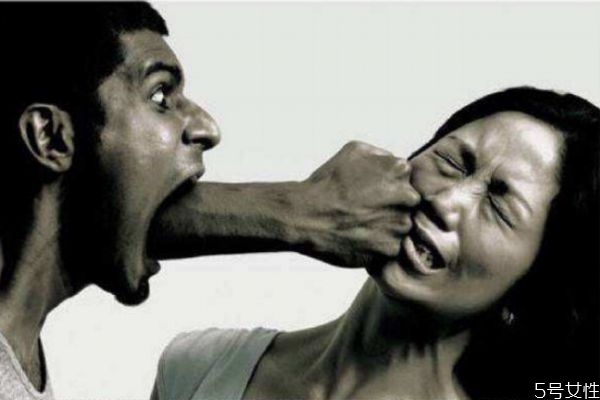 怎樣教訓(xùn)第一次動(dòng)手的老公 怎樣教訓(xùn)動(dòng)手的老公 怎樣教訓(xùn)第一次動(dòng)手的老公 怎樣教訓(xùn)動(dòng)手的老公