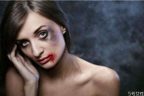 有多少男人會(huì)打老婆 打了老婆后男人的心理 有多少男人會(huì)打老婆 打了老婆后男人的心理