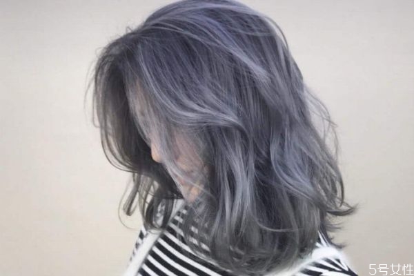 女生染什么顏色的頭發(fā)好看 今年好看的發(fā)色都在這 女生染什么顏色的頭發(fā)好看 今年好看的發(fā)色都在這