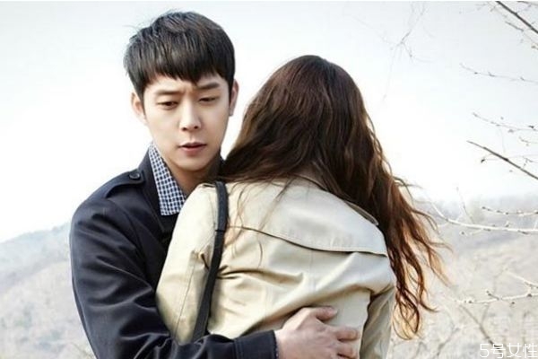 打過(guò)你的男人還愛你嗎 面相看哪些男人會(huì)打妻子 打過(guò)你的男人還愛你嗎 面相看哪些男人會(huì)打妻子