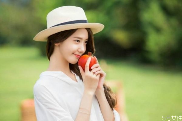 如何預(yù)防毛孔粗大 有哪些收縮毛孔的方法 如何預(yù)防毛孔粗大 有哪些收縮毛孔的方法