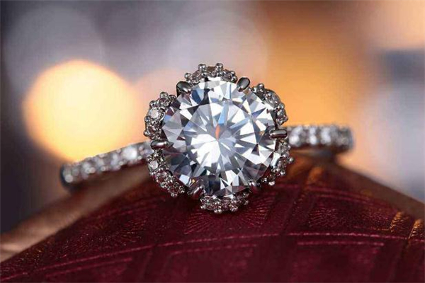 dr鉆戒在國(guó)內(nèi)什么檔次 dr鉆戒真的只能買一次嗎 dr鉆戒在國(guó)內(nèi)什么檔次 dr鉆戒真的只能買一次嗎