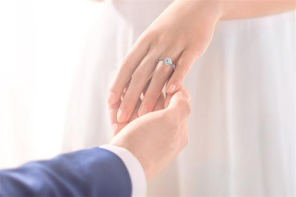 dr鉆戒購買記錄怎么查詢 dr鉆戒可以退貨嗎 dr鉆戒購買記錄怎么查詢 dr鉆戒可以退貨嗎