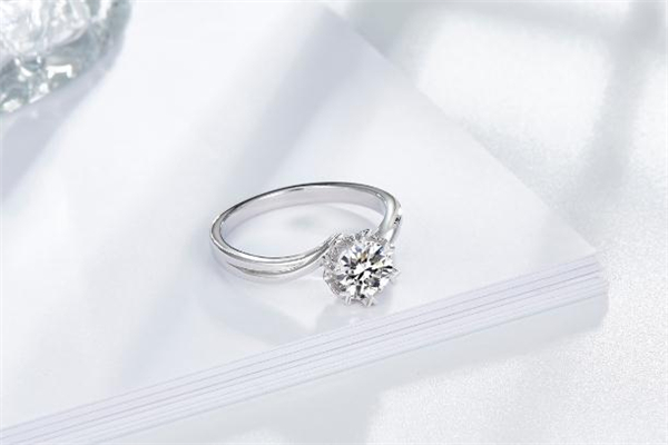 dr鉆戒女生可以給自己買(mǎi)嗎 dr鉆戒必須要男士身份證嗎 dr鉆戒女生可以給自己買(mǎi)嗎 dr鉆戒必須要男士身份證嗎