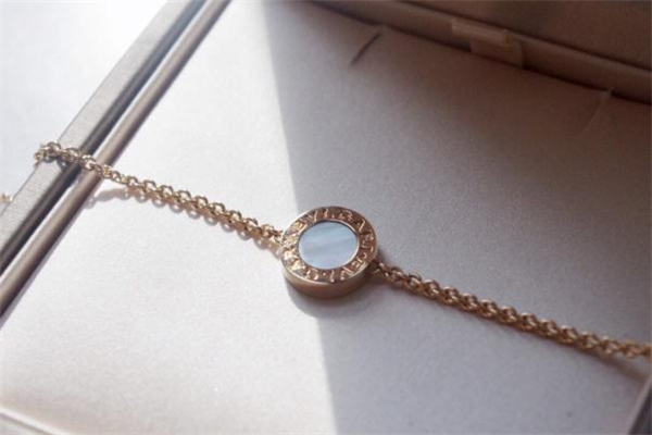 白貝母為什么這么貴 白貝母有收藏價值嗎 白貝母為什么這么貴 白貝母有收藏價值嗎