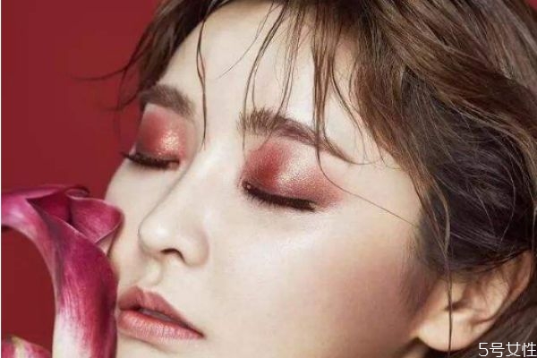 吸脂去腫眼泡手術后有什么注意嗎 吸脂去腫眼泡手術后有什么注意嗎