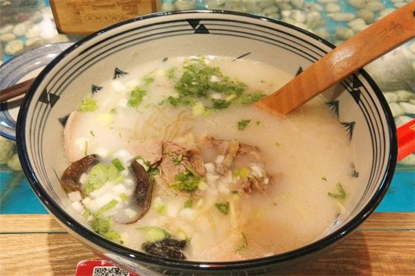 煮牛肉湯放什么調料最好 牛肉湯配料有哪些 煮牛肉湯放什么調料最好 牛肉湯配料有哪些