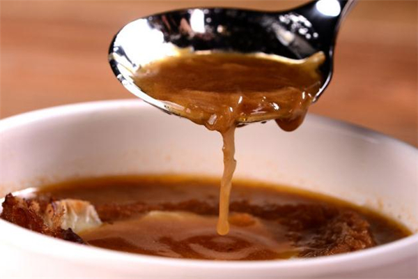 煮牛肉湯放什么調料最好 牛肉湯配料有哪些 煮牛肉湯放什么調料最好 牛肉湯配料有哪些