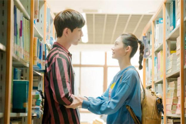 網(wǎng)戀男生動心了的表現(xiàn) 網(wǎng)戀男生喜歡你的表現(xiàn) 網(wǎng)戀男生動心了的表現(xiàn) 網(wǎng)戀男生喜歡你的表現(xiàn)