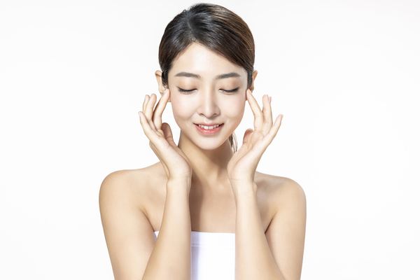 點痣后多久可以用粉底 點痣后用粉底的注意事項 點痣后多久可以用粉底 點痣后用粉底的注意事項