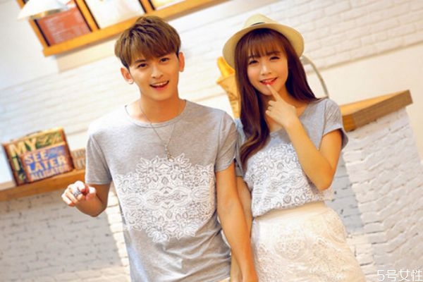 一般情侶之間怎么聊天 情侶日常聊天套路情話 一般情侶之間怎么聊天 情侶日常聊天套路情話