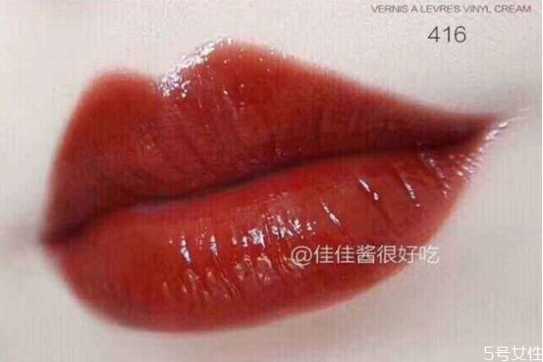 用清水可以卸口紅嗎 卸口紅的妙招 用清水可以卸口紅嗎 卸口紅的妙招