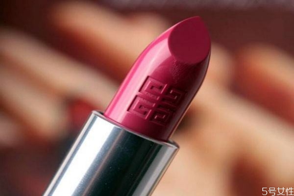 紀(jì)梵希和迪奧哪個(gè)檔次高 紀(jì)梵希和迪奧哪個(gè)口紅好 紀(jì)梵希和迪奧哪個(gè)檔次高 紀(jì)梵希和迪奧哪個(gè)口紅好