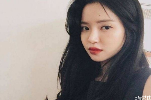 男生有意無意的觸碰你是有原因的 男生試探女生的表現(xiàn) 男生有意無意的觸碰你是有原因的 男生試探女生的表現(xiàn)