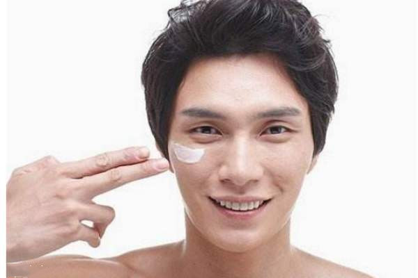男士日常護(hù)膚步驟有哪些 讓你顏值瞬間提升 男士日常護(hù)膚步驟有哪些 讓你顏值瞬間提升