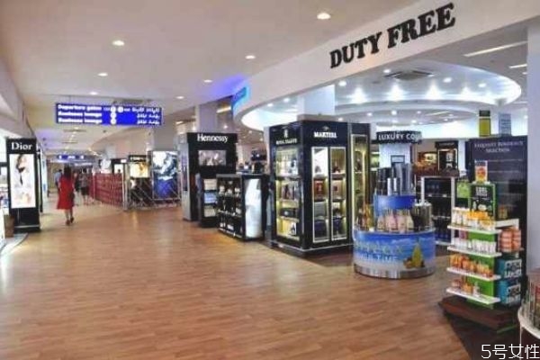 專柜版和免稅版哪個好 免稅版和專柜版的區(qū)別 專柜版和免稅版哪個好 免稅版和專柜版的區(qū)別