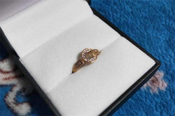 寶格麗戒指一般多少錢 寶格麗戒指專柜報價 寶格麗戒指一般多少錢 寶格麗戒指專柜報價