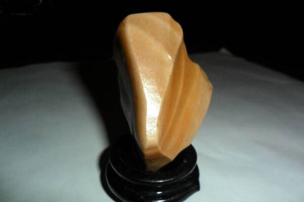 新疆戈壁玉值錢嗎 為什么叫戈壁玉 新疆戈壁玉值錢嗎 為什么叫戈壁玉