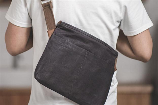 男生上班背什么包好看 男生上班適合背什么包 男生上班背什么包好看 男生上班適合背什么包