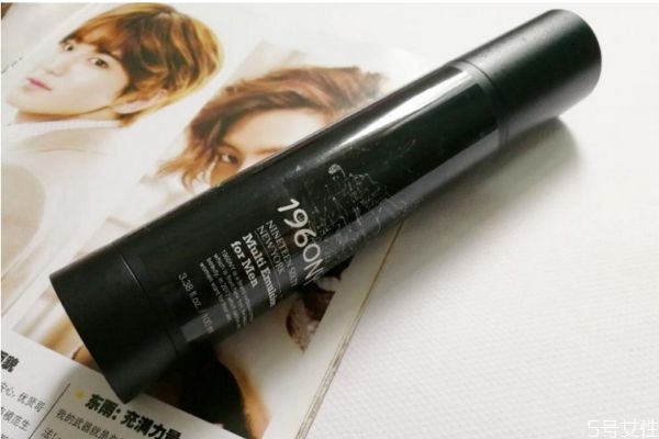 乳液應該怎么涂抹 乳液應該涂多少呢 乳液應該怎么涂抹 乳液應該涂多少呢